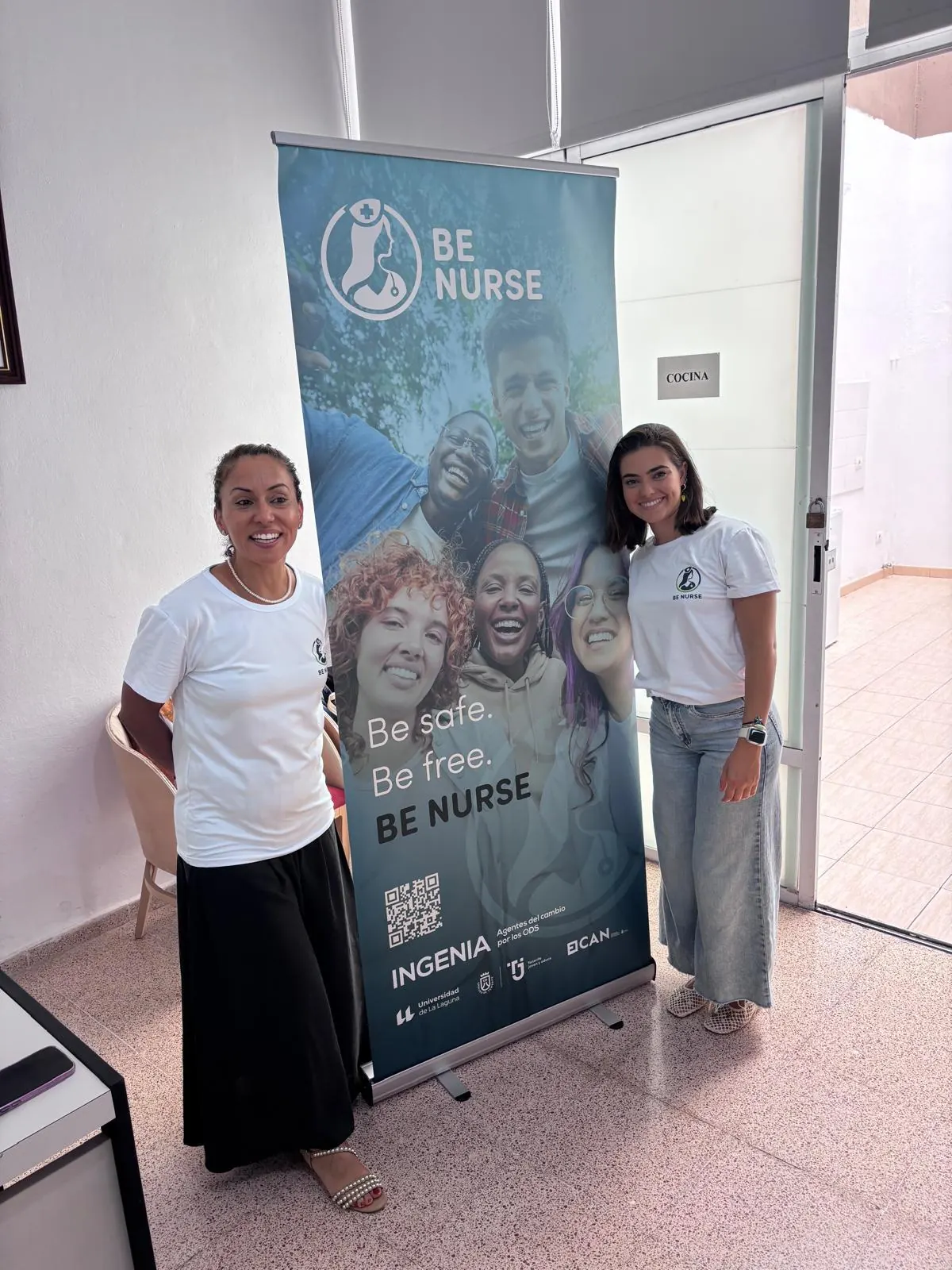 Roll up BE-Nurse